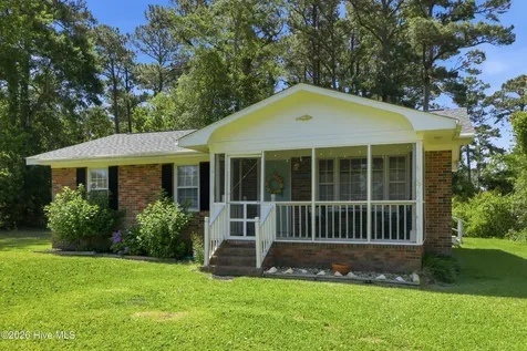 105 Straits Haven Road Beaufort NC 28516