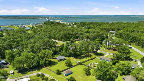 105 Straits Haven Road Beaufort NC 28516