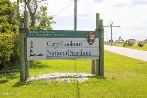 105 Straits Haven Road Beaufort NC 28516