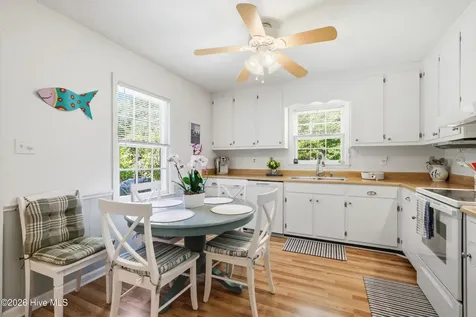 105 Straits Haven Road Beaufort NC 28516