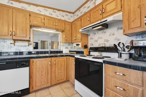 214 Dogwood Drive Sunset Beach NC 28468