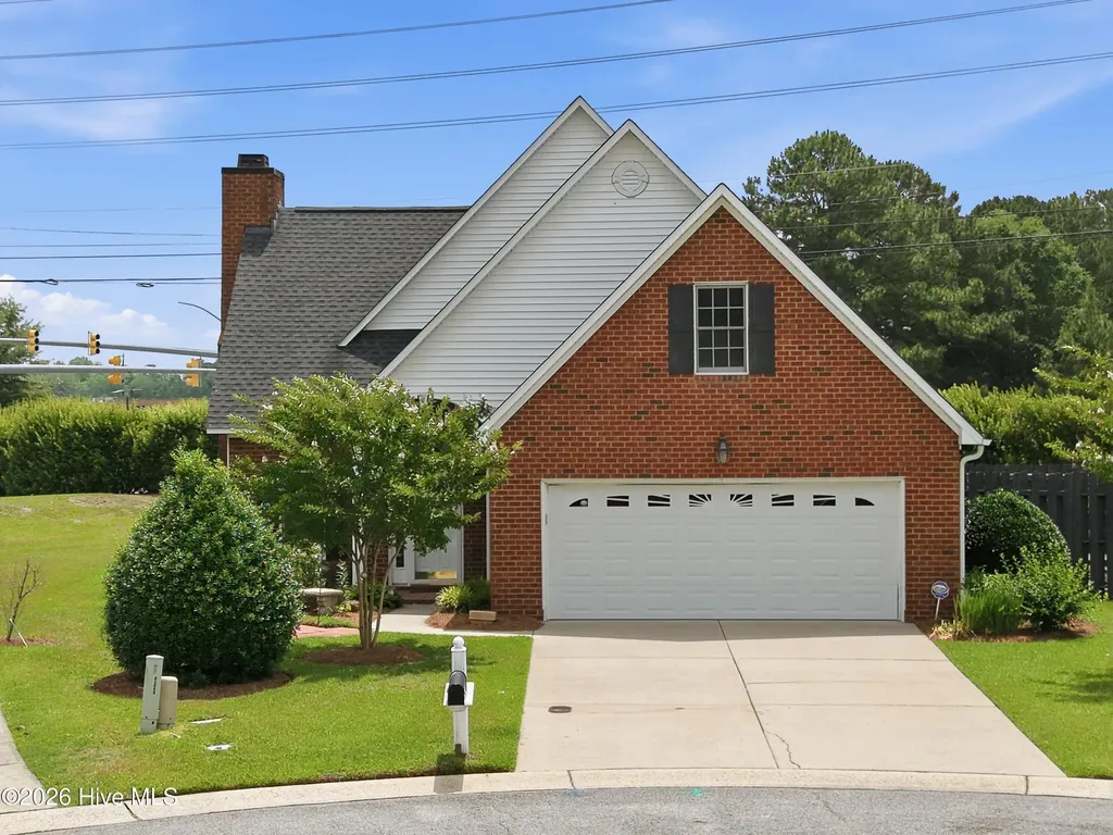 4001 Walkers Court Winterville NC 28590