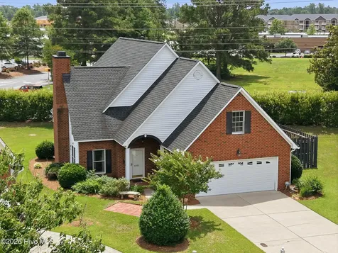4001 Walkers Court Winterville NC 28590