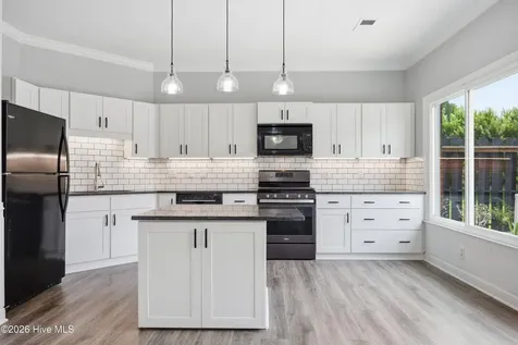 4001 Walkers Court Winterville NC 28590