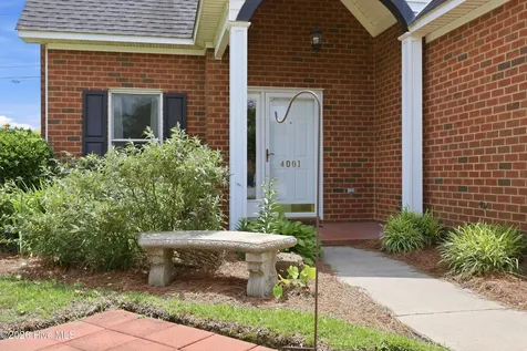 4001 Walkers Court Winterville NC 28590