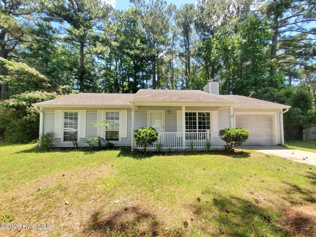 204 Rockledge Court Jacksonville NC 28546