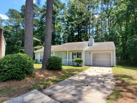 204 Rockledge Court Jacksonville NC 28546