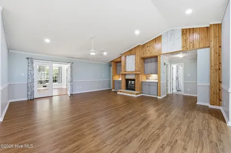 6207 Gondolier Drive New Bern NC 28560