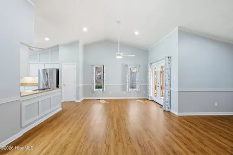6207 Gondolier Drive New Bern NC 28560