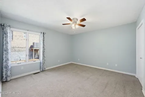 6207 Gondolier Drive New Bern NC 28560
