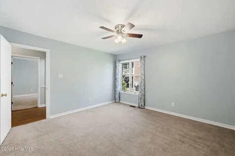 6207 Gondolier Drive New Bern NC 28560