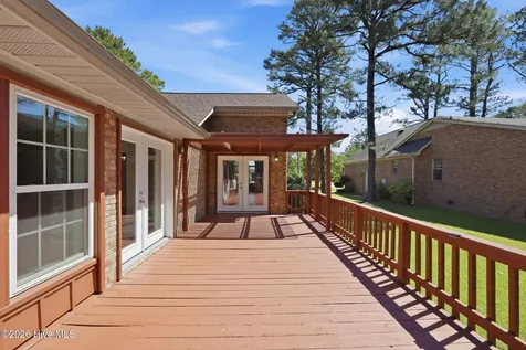 6207 Gondolier Drive New Bern NC 28560