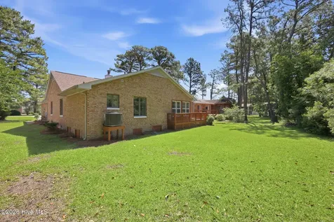 6207 Gondolier Drive New Bern NC 28560