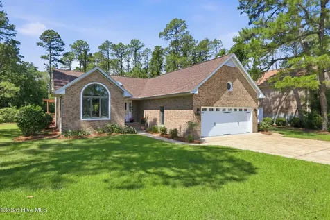 6207 Gondolier Drive New Bern NC 28560