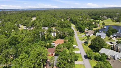 6207 Gondolier Drive New Bern NC 28560