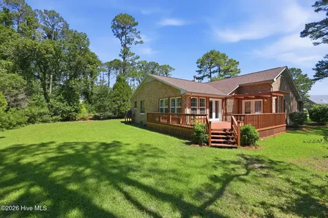 6207 Gondolier Drive New Bern NC 28560