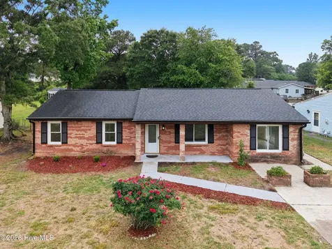 110 Lance Court Jacksonville NC 28546