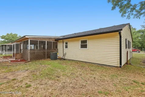 110 Lance Court Jacksonville NC 28546