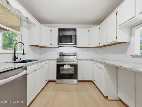 110 Lance Court Jacksonville NC 28546