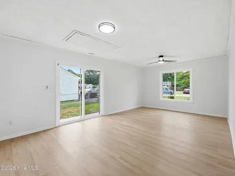 110 Lance Court Jacksonville NC 28546