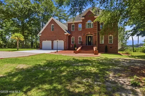 516 Long Point Road Chocowinity NC 27817