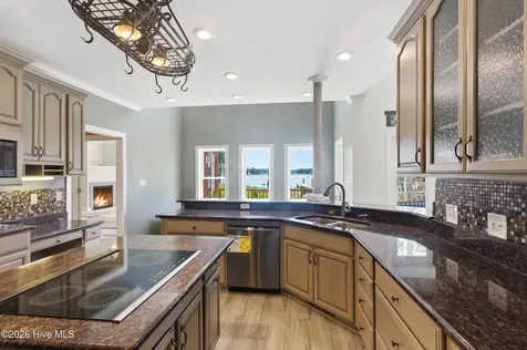 516 Long Point Road Chocowinity NC 27817