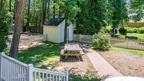 1215 Cambridge Road NW Wilson NC 27896