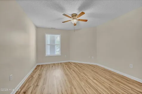4102 Breezewood Drive Wilmington NC 28412