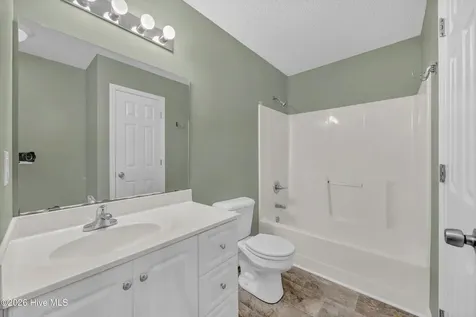 4102 Breezewood Drive Wilmington NC 28412