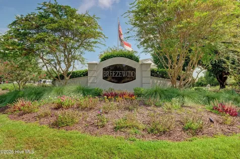 4102 Breezewood Drive Wilmington NC 28412
