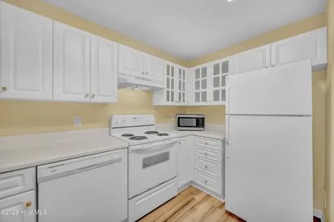4102 Breezewood Drive Wilmington NC 28412