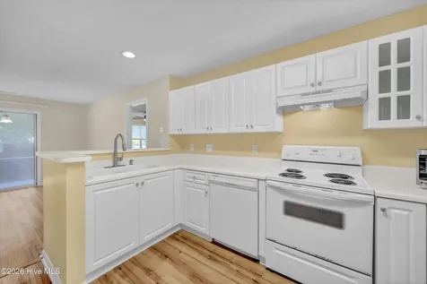 4102 Breezewood Drive Wilmington NC 28412