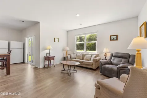 133 Tributary Circle Wilmington NC 28401
