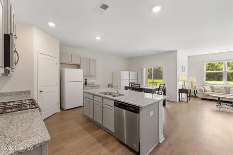 133 Tributary Circle Wilmington NC 28401
