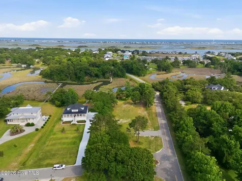 26 Crane Pointe Hampstead NC 28443