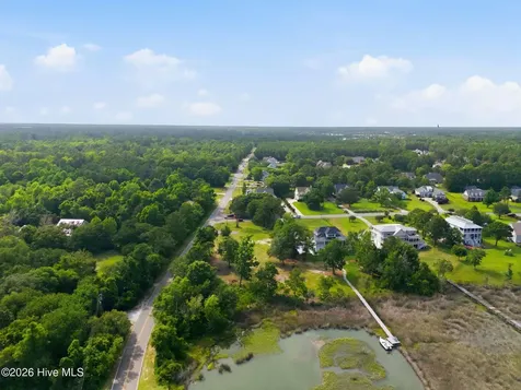 26 Crane Pointe Hampstead NC 28443