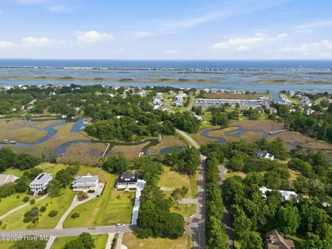 26 Crane Pointe Hampstead NC 28443