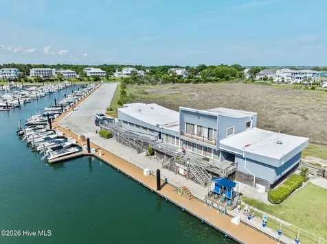 26 Crane Pointe Hampstead NC 28443