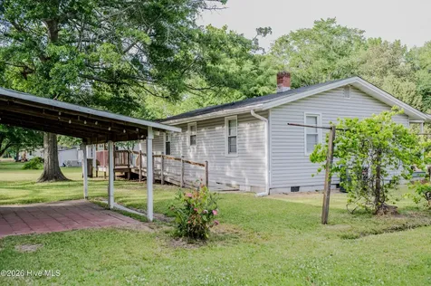 514 Butler Mill Road Bladenboro NC 28320