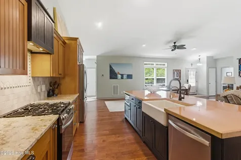 126 Charlie Road Arapahoe NC 28510