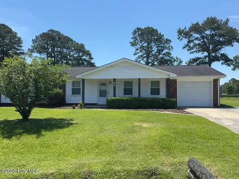 94 Vandergrift Drive Jacksonville NC 28540