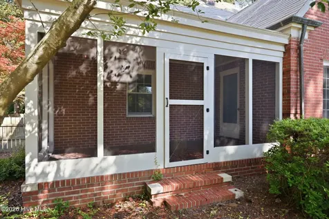 1108 Summit Avenue Washington NC 27889