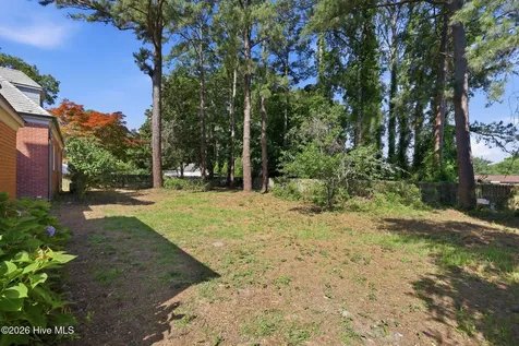 1108 Summit Avenue Washington NC 27889