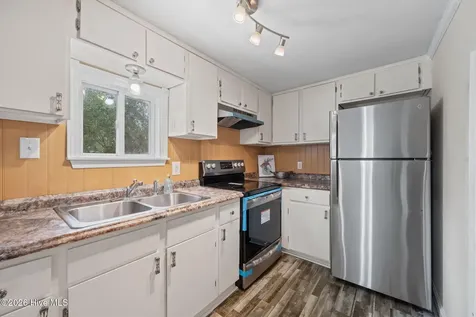 149 Haws Run Road Jacksonville NC 28540