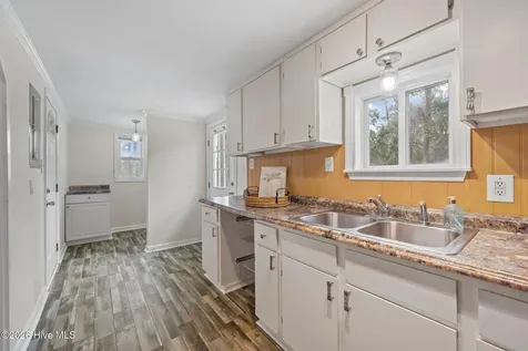 149 Haws Run Road Jacksonville NC 28540