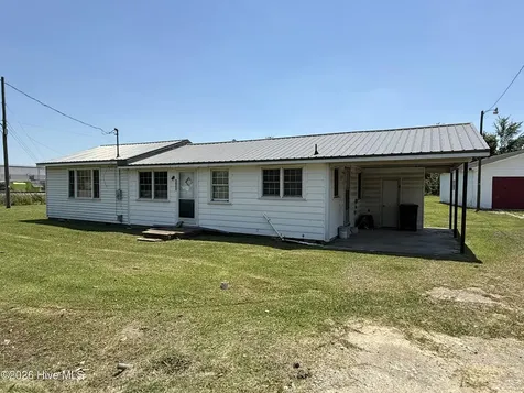 201 County Road Mount Olive NC 28365
