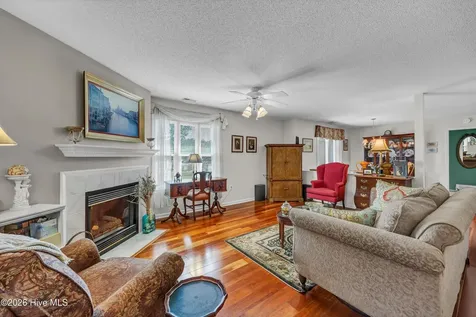 4103 Breezewood Drive Wilmington NC 28412