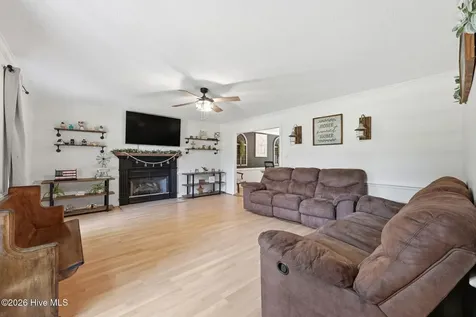 2513 Hickory Street New Bern NC 28562