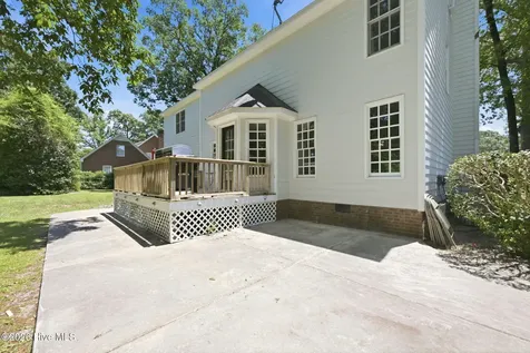2513 Hickory Street New Bern NC 28562