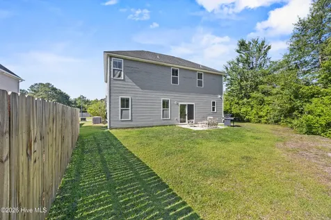 104 Bungalow Road Holly Ridge NC 28445